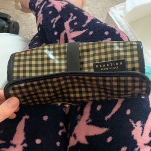 Cylinder makeup bag, good used condition